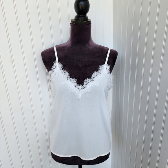 Shein Women’s Off White Lace Tank Top Camisole Sz 2 XS - Picture 1 of 10